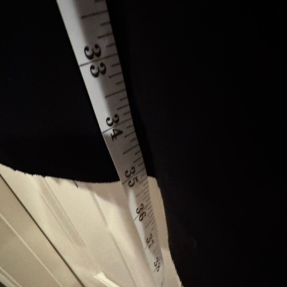 Elie Tahari Women's Short Sleeve Black Speckled Bodycon V-Neck Dress size 4 - Picture 2 of 9